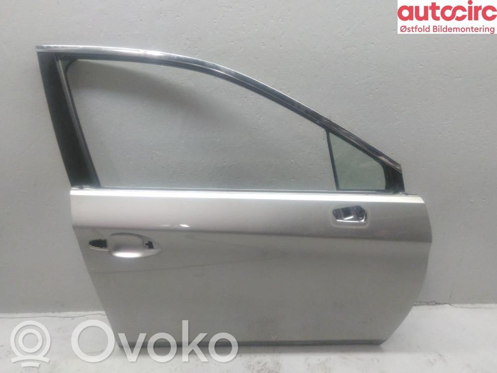 Subaru Outback (BS) Puerta delantera 