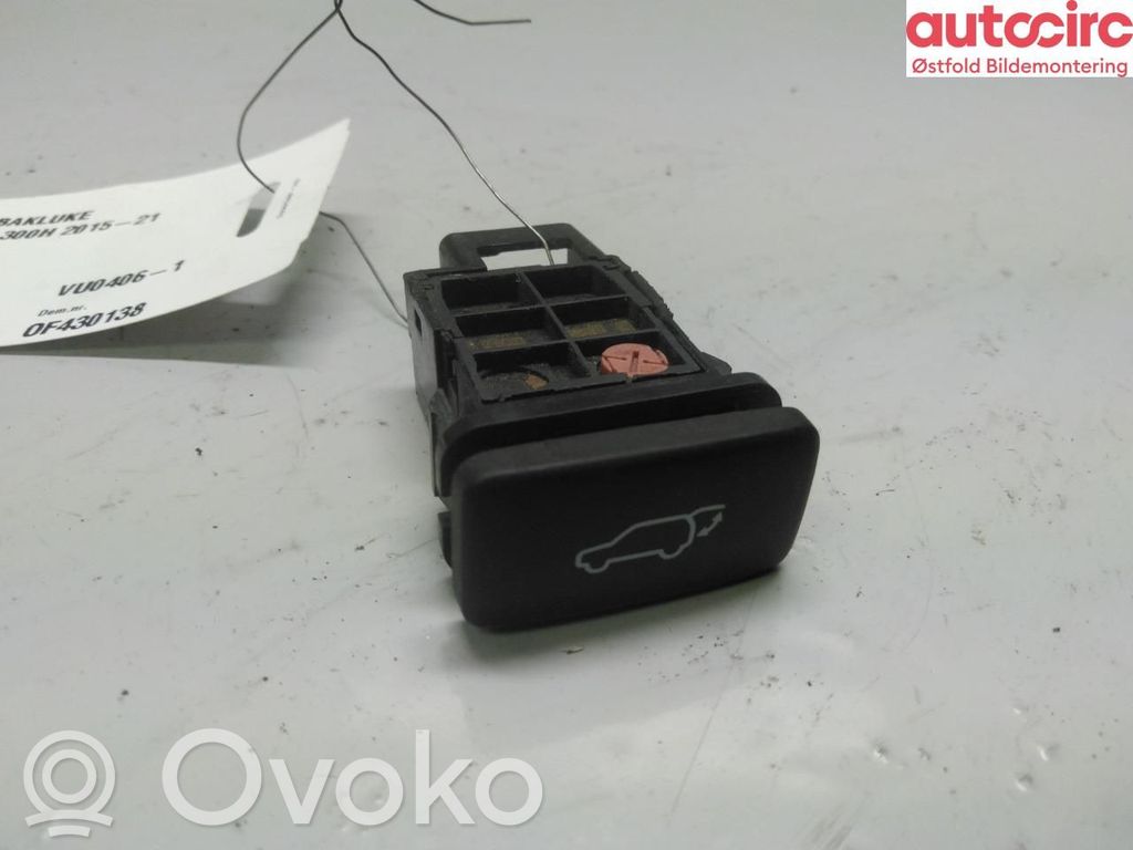 Tailgate opening switch