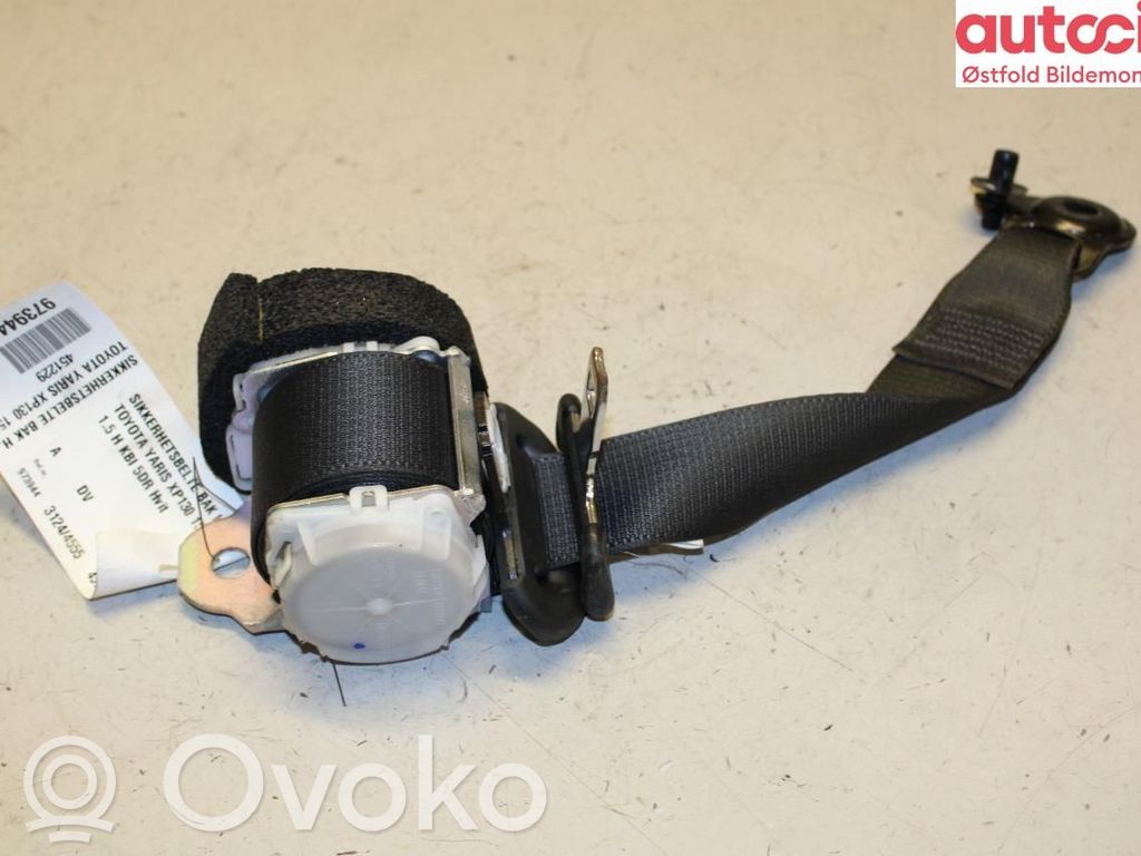 Toyota Yaris Cinturón trasero 