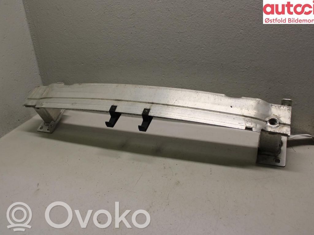 Audi A1 Traversa di supporto paraurti anteriore 