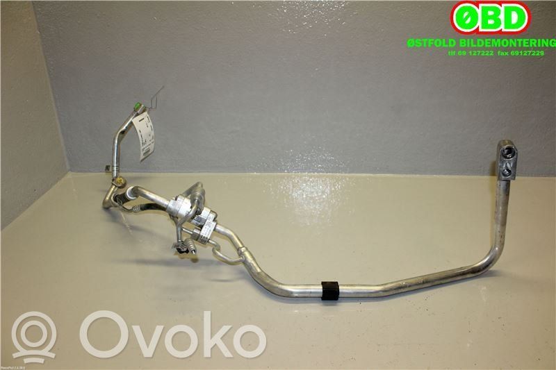 Ilmastointilaitteen putki (A/C)   4KL816738D,4KL816738D,4KL816738D,4KL816738D