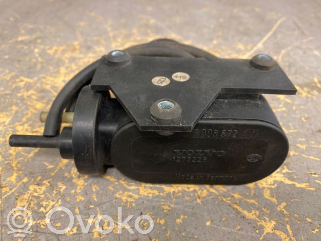 Volvo 240 Vacuum pump 
