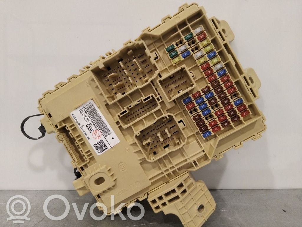 KIA Sorento Juego de caja de fusibles 