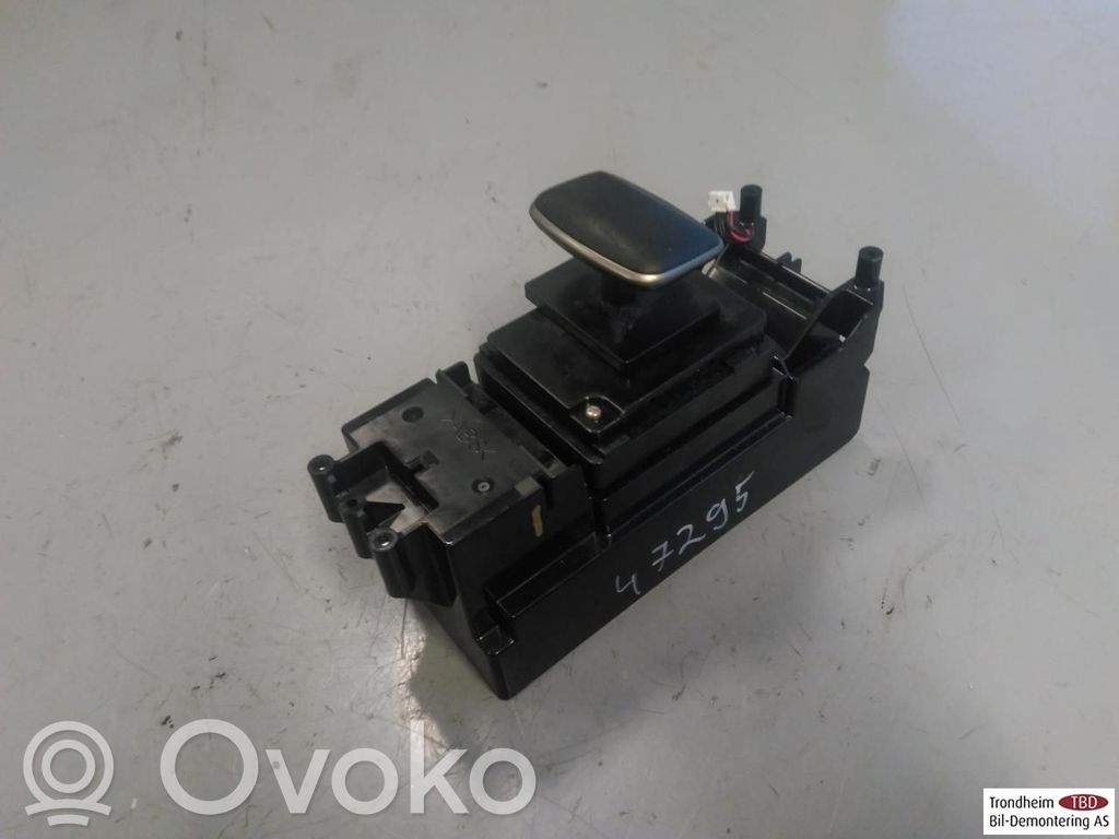 Lexus IS III XE30 Radio / CD-Player / DVD-Player / Navigation 