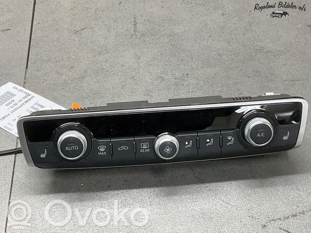 Console centrale, commande chauffage/clim   83A820043AC,83A820043J,83A820043J,83A820043AC,83A820043J