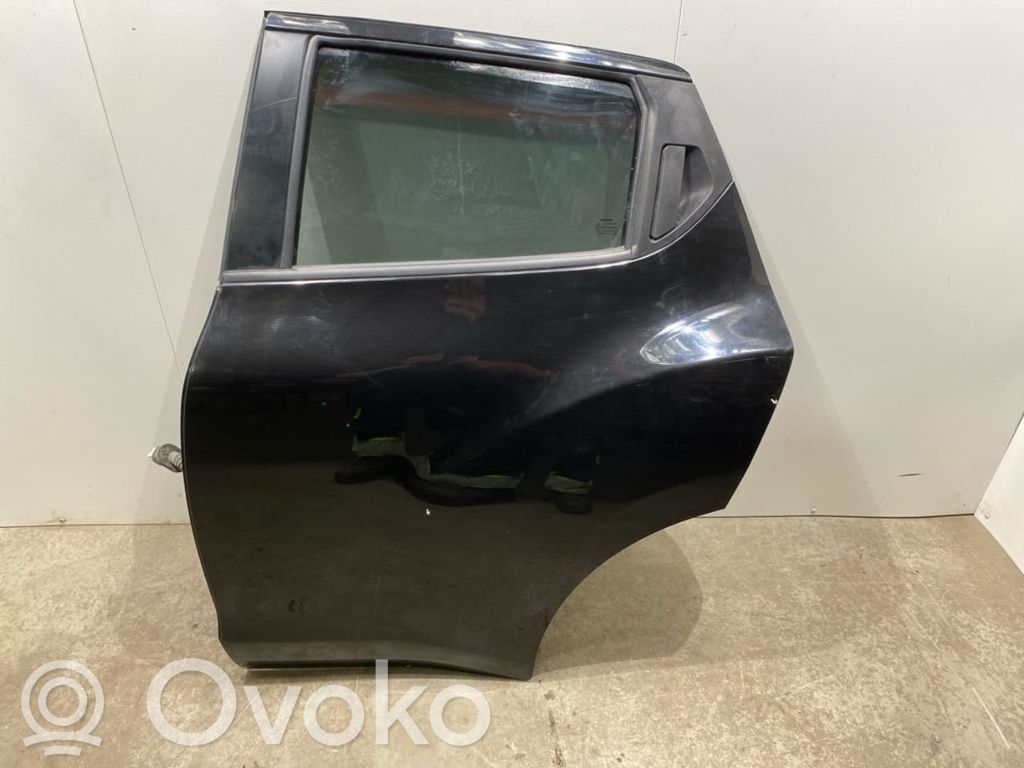 Nissan Juke I F15 Porte arrière 