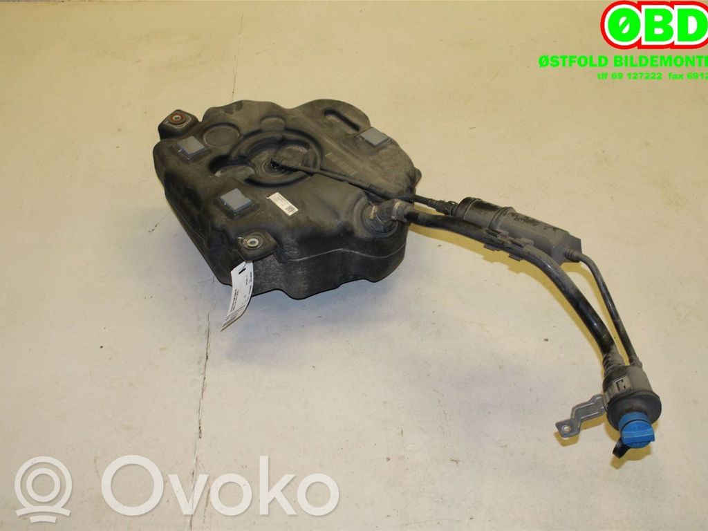 BMW 7 G11 G12 Zbiornik płynu AdBlue 