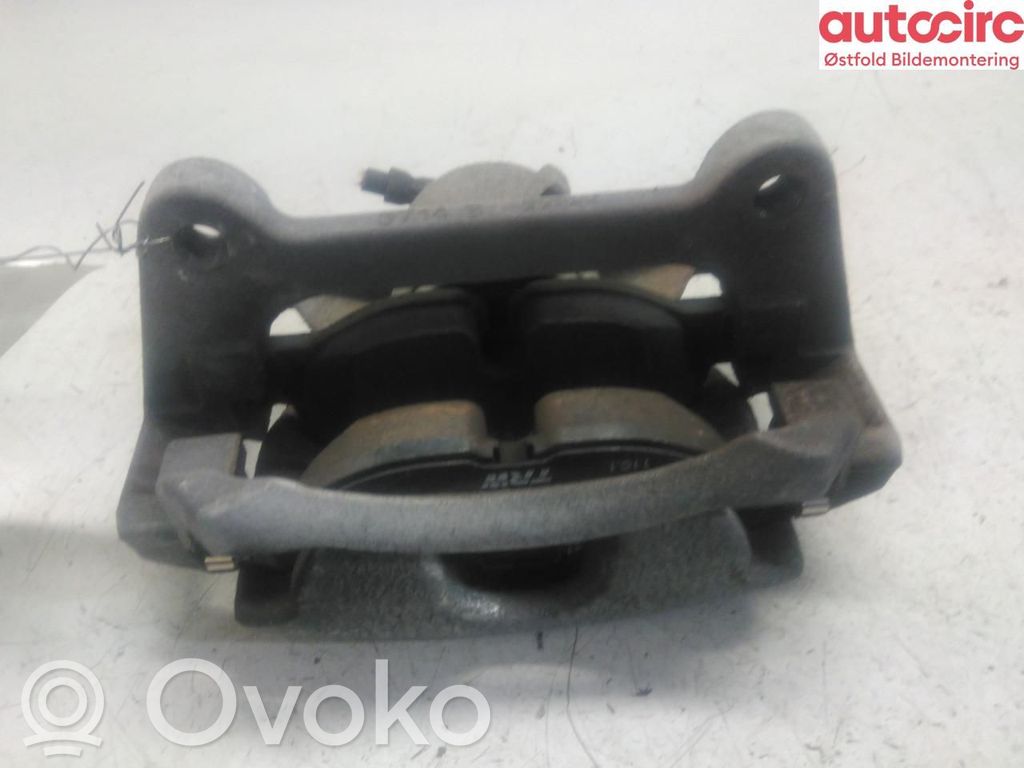 Etujarrusatula   8V0615123D,8V0615123D