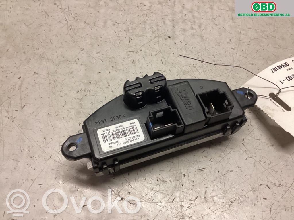 Audi A1 Rezystor / Opornik dmuchawy nawiewu 