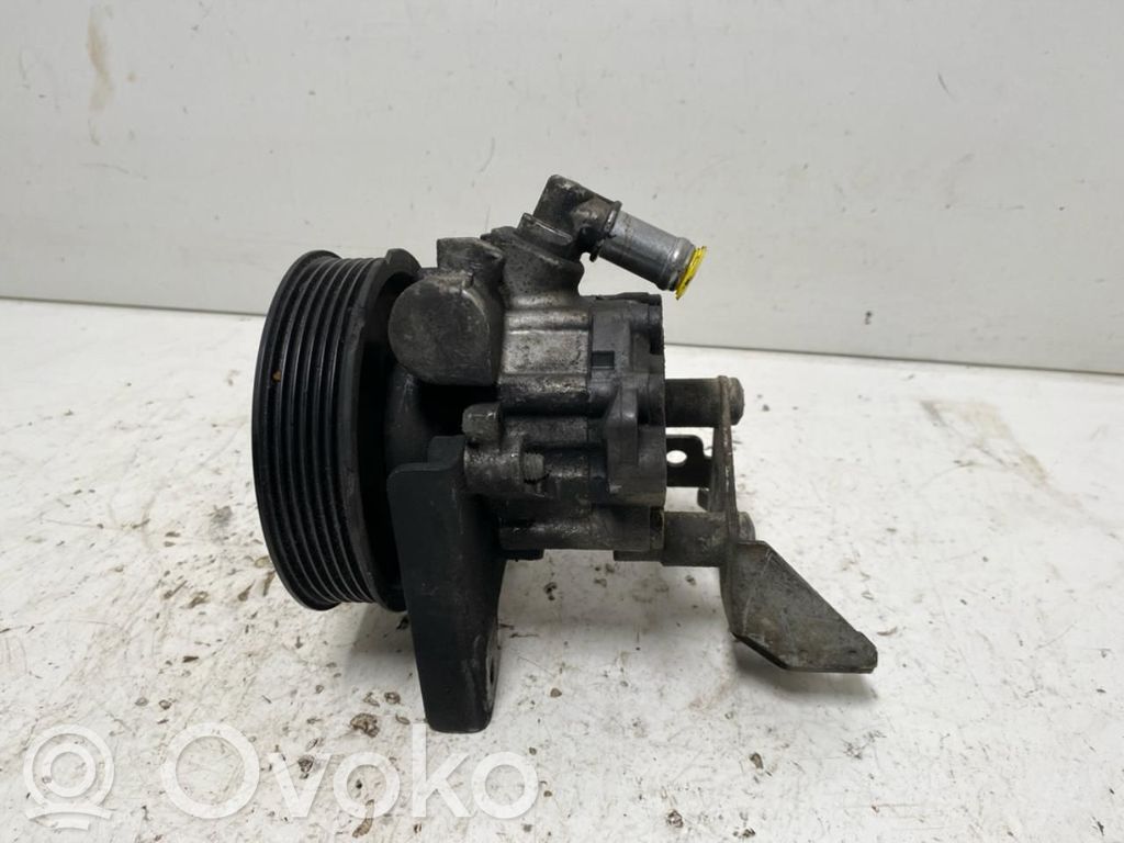 BMW 5 E60 E61 Power steering pump 