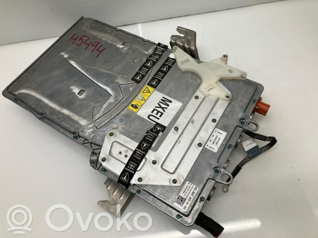 Tesla Model X Pakrovėjas akumuliatorius (papildomas) 