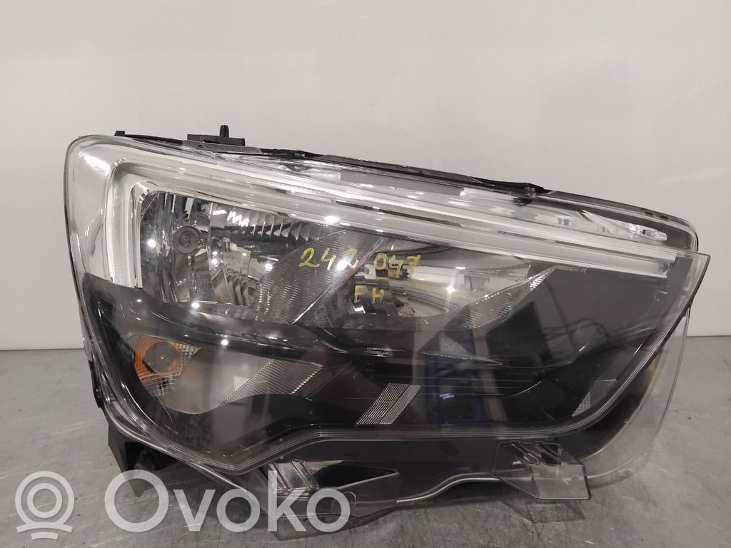 Opel Combo E Headlight/headlamp 