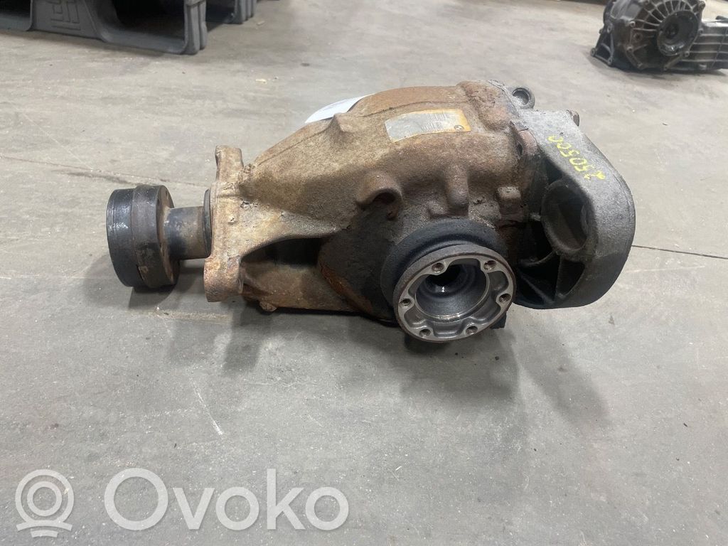 BMW 5 E60 E61 Aizmugurējais tilts 