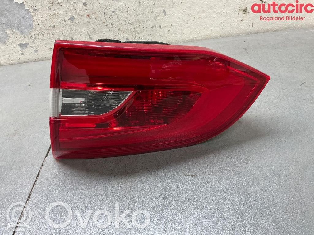 Peugeot 308 Lampă spate în caroserie 