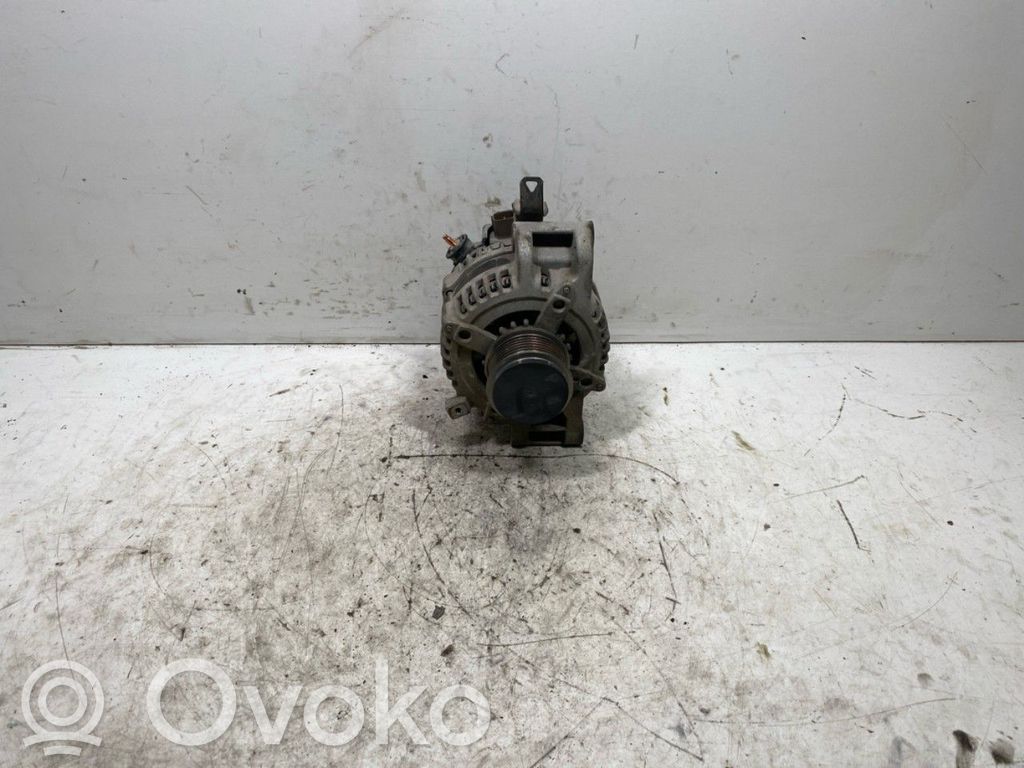 Toyota RAV 4 (XA30) Generatore/alternatore