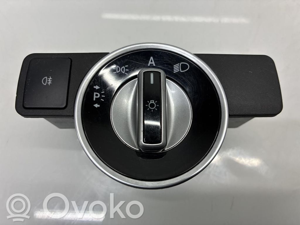 Mercedes-Benz C W204 Interruttore luci