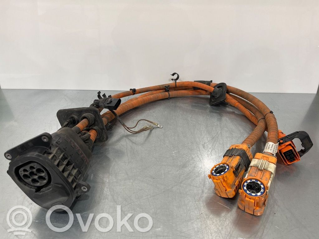 Audi e-tron High voltage cable 