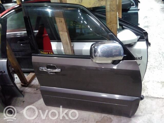 Mitsubishi Pajero Puerta delantera 