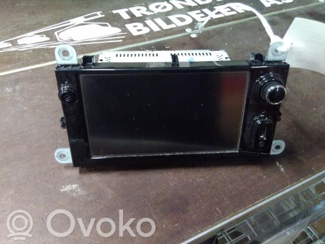 Renault Clio IV Unitate principală radio/CD/DVD/GPS 