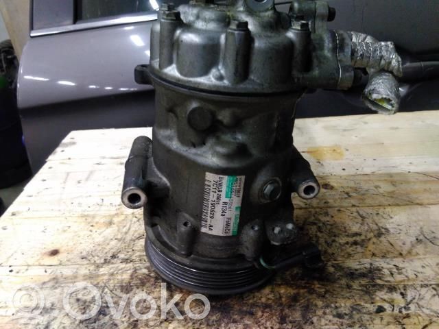 Ilmastointilaitteen kompressorin pumppu (A/C)   1578424,1863633,6C1119710AC,7C1119D629AA,ME6C1119710AC,RE7C1119D629AA