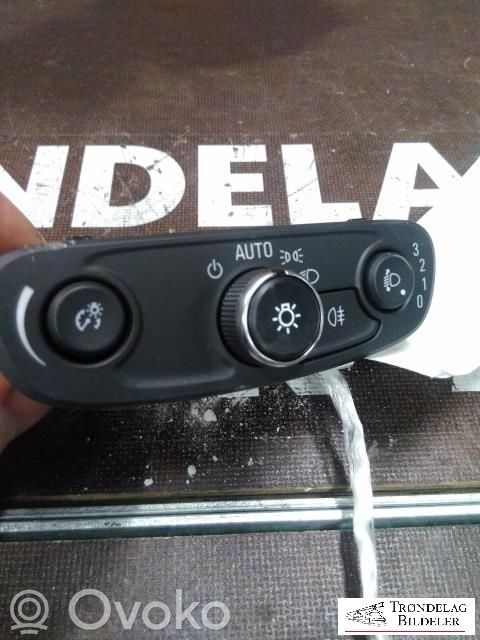 Opel Ampera- E Light switch 