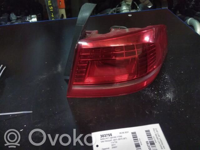 Lampa tylna