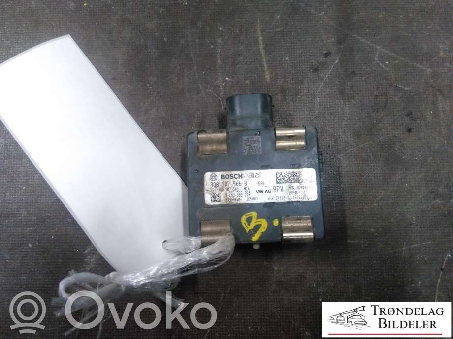 Volkswagen PASSAT B8 Capteur radar de distance 