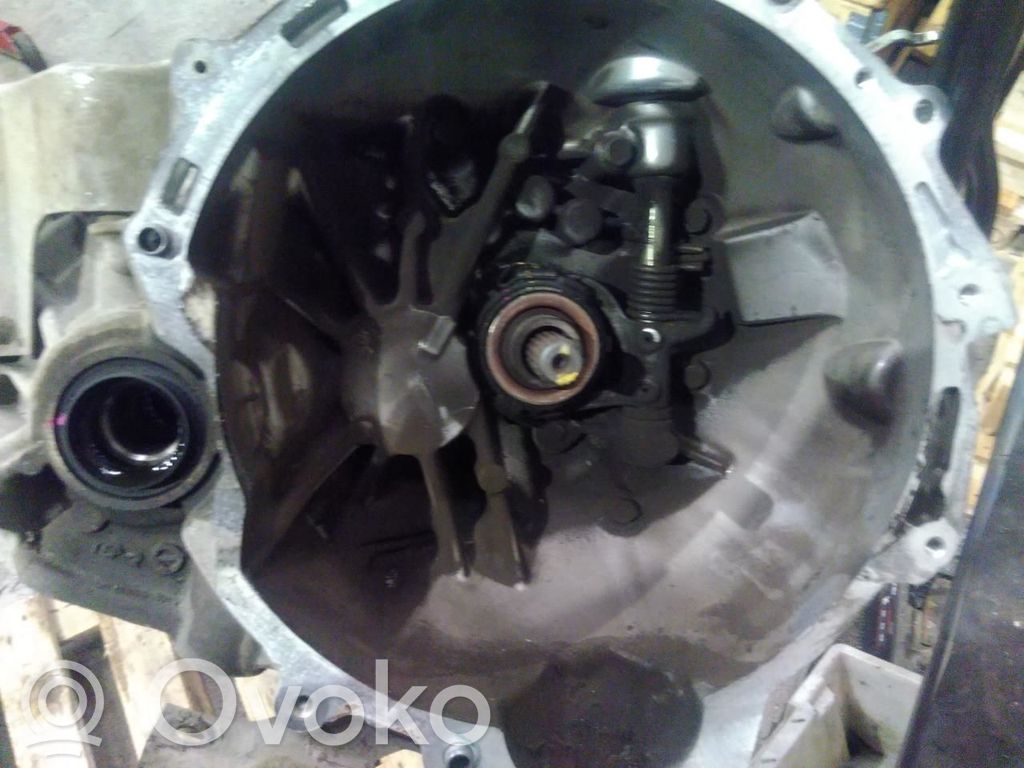 Mitsubishi Space Star Manual 5 speed gearbox 