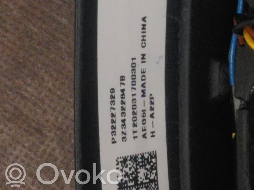 Ohjauspyörä   32227329,32333823,RT02,32227329,32333823,RT02