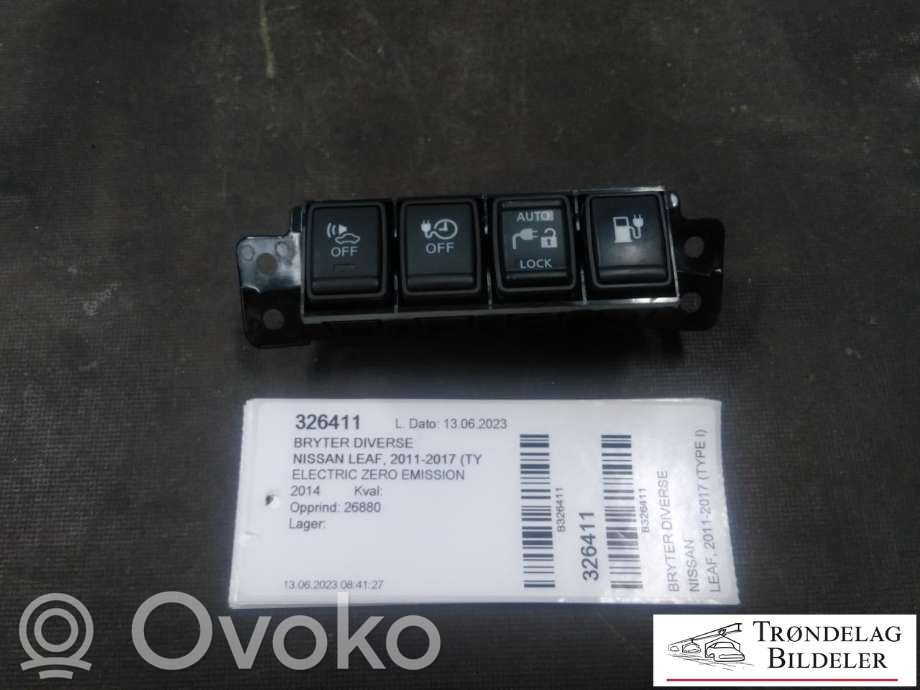 Nissan Leaf I (ZE0) Otros interruptores/perillas/selectores 