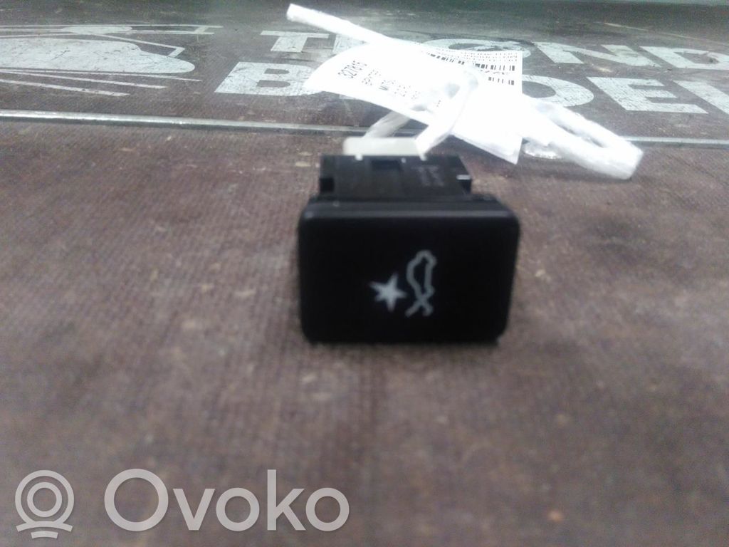 Mitsubishi Outlander Altri interruttori/pulsanti/cambi 
