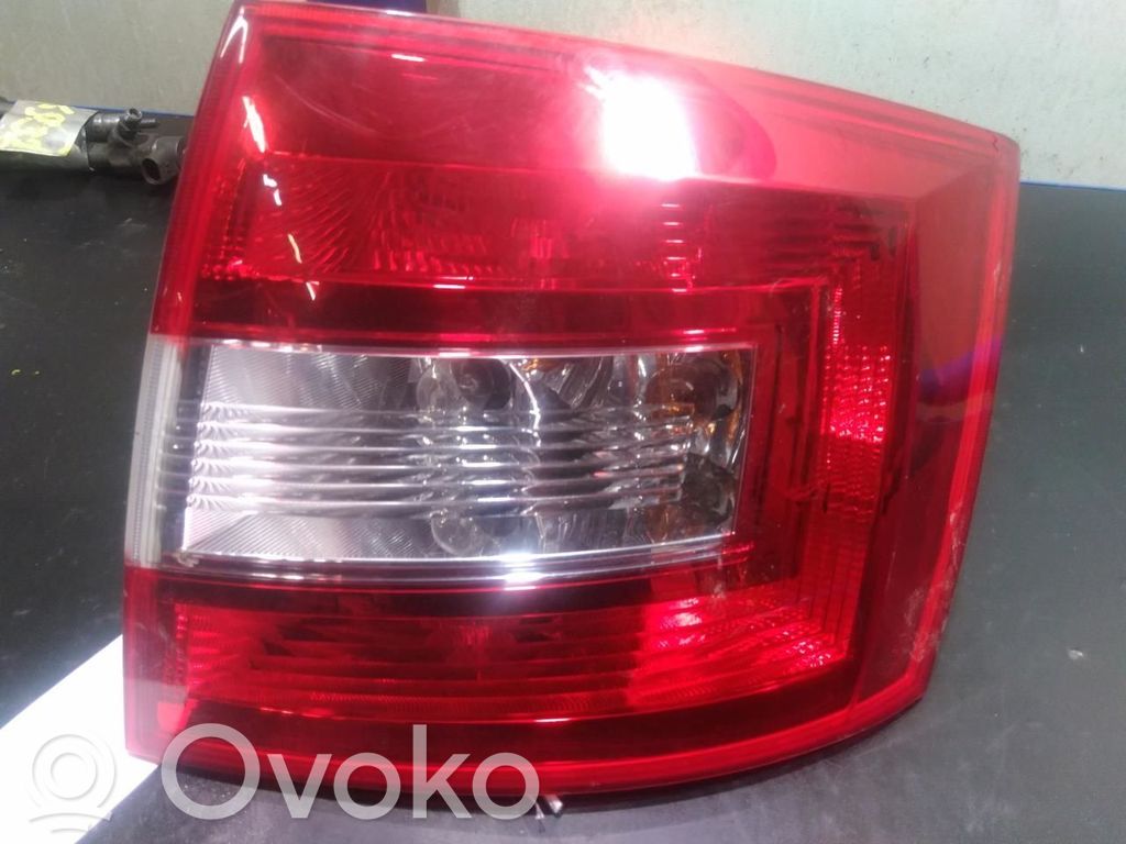 Lampa tylna   5JJ945111A,5JJ945111A