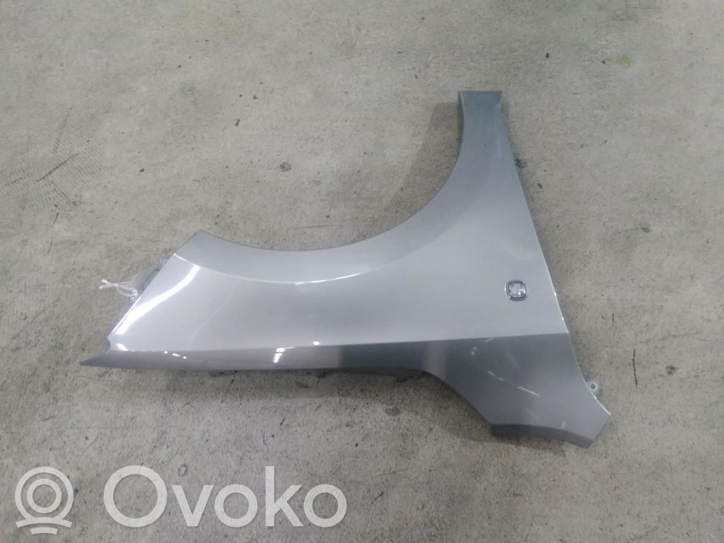 Skoda Rapid (NH) Błotnik przedni 