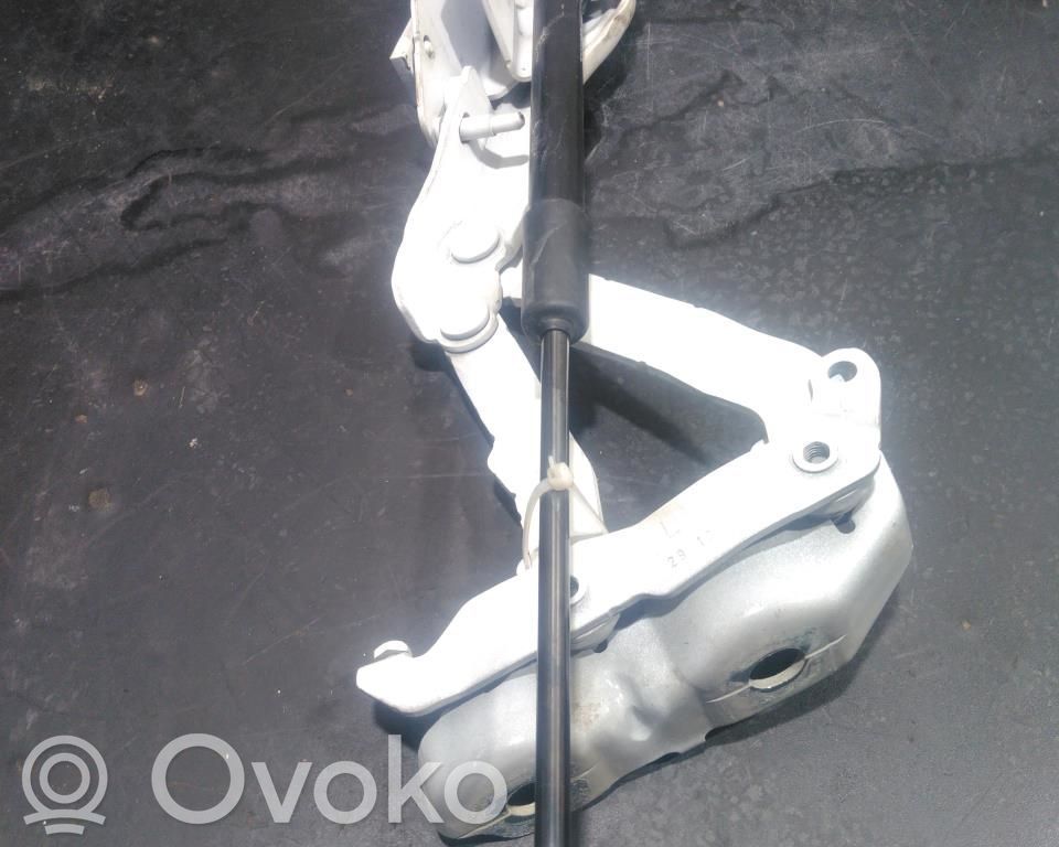 Volvo V60 Amortizor capotă motor 