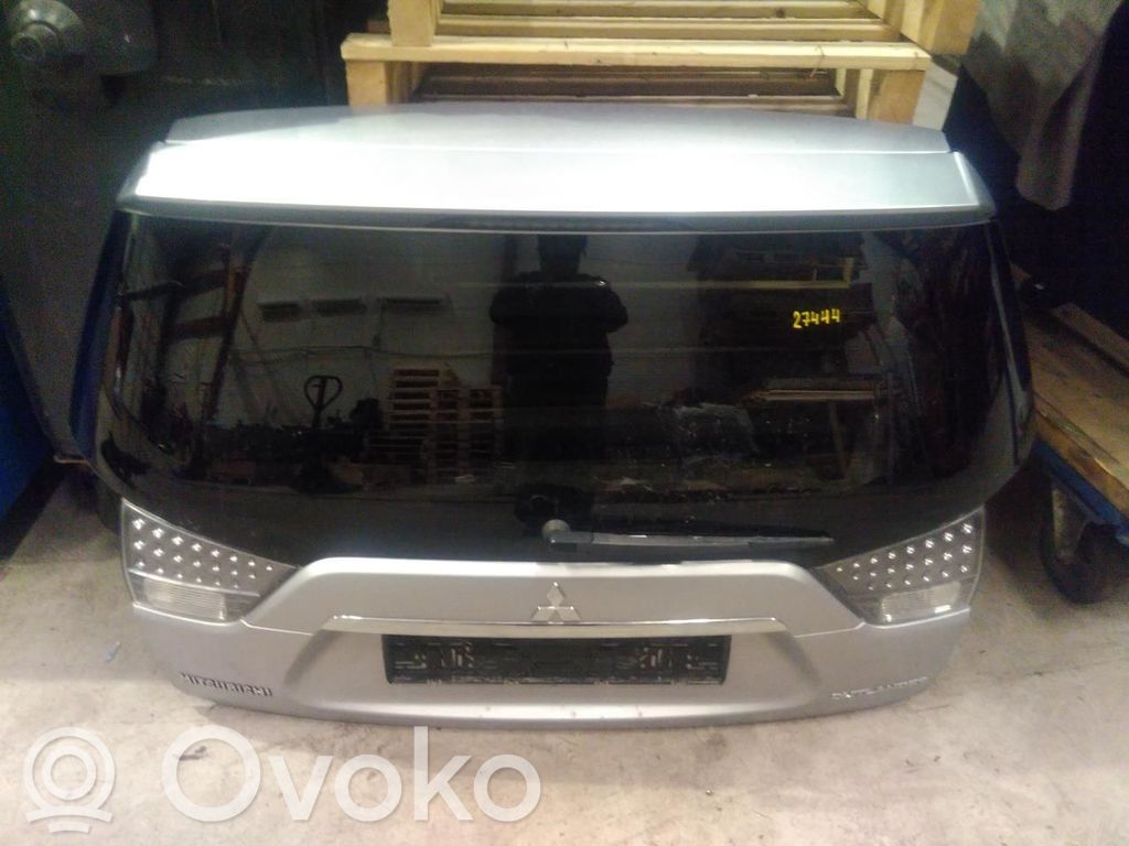 Mitsubishi Outlander Puerta del maletero/compartimento de carga 