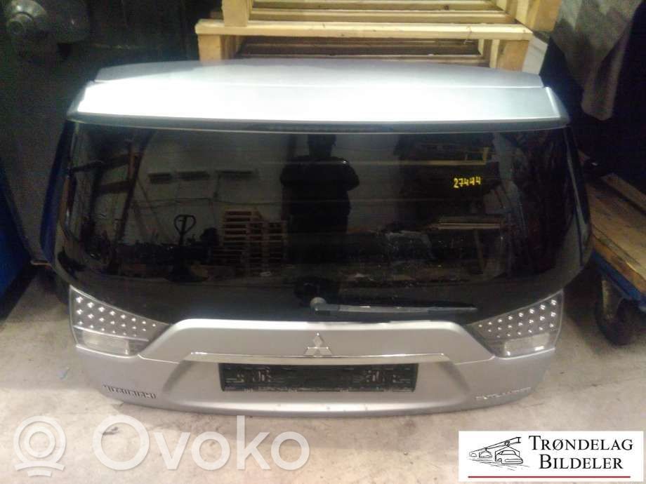 Mitsubishi Outlander Puerta del maletero/compartimento de carga 