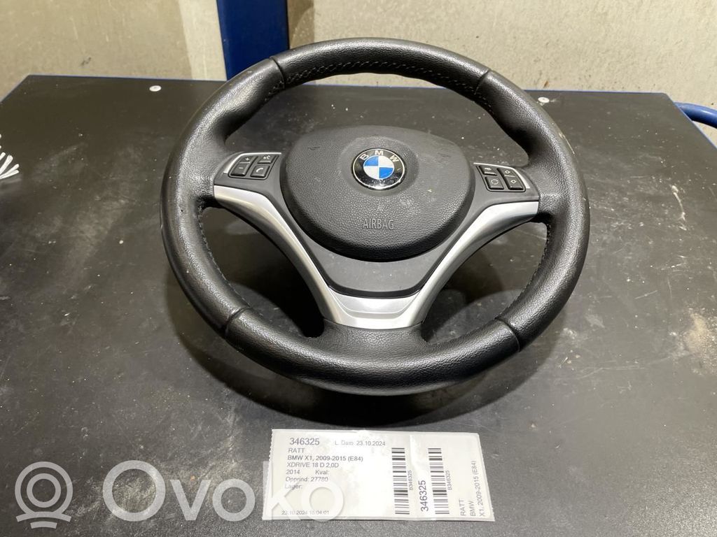 Volant   32306795570,32306884672,32306795570,32306884672