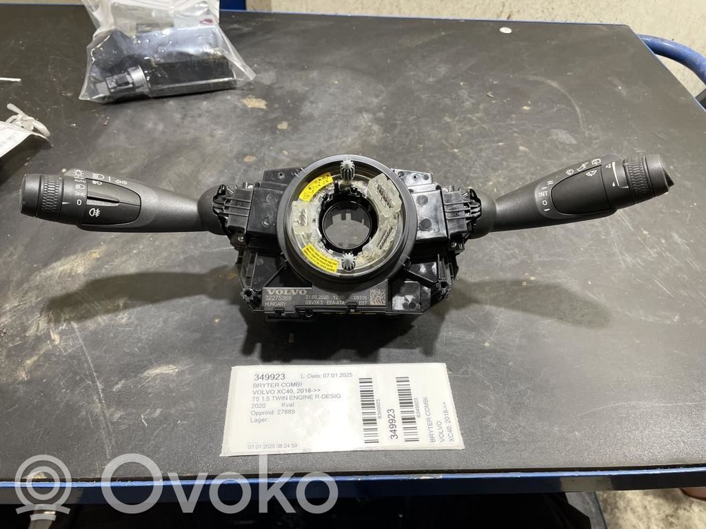 Volvo XC40 Interruptor de control multifunción 