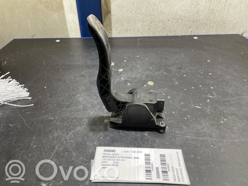 Mercedes-Benz Vito Viano W639 Gaspedal 
