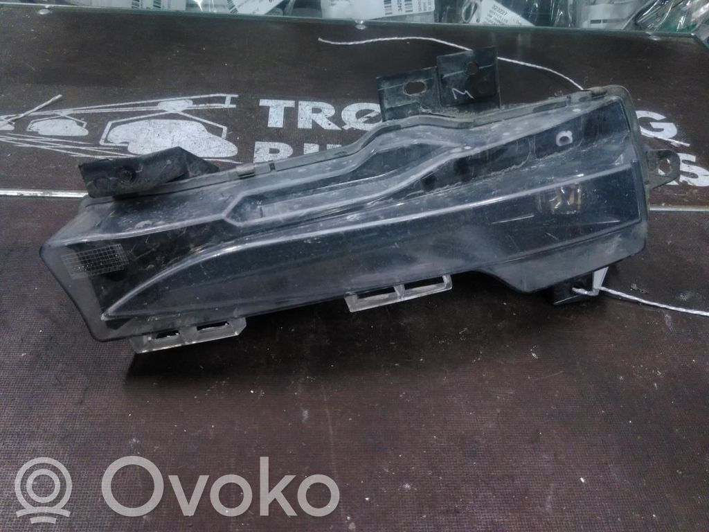 Etusumuvalo   1077395,1077395