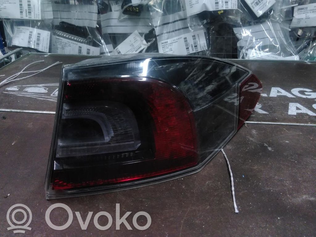 Tesla Model S Takavalot 