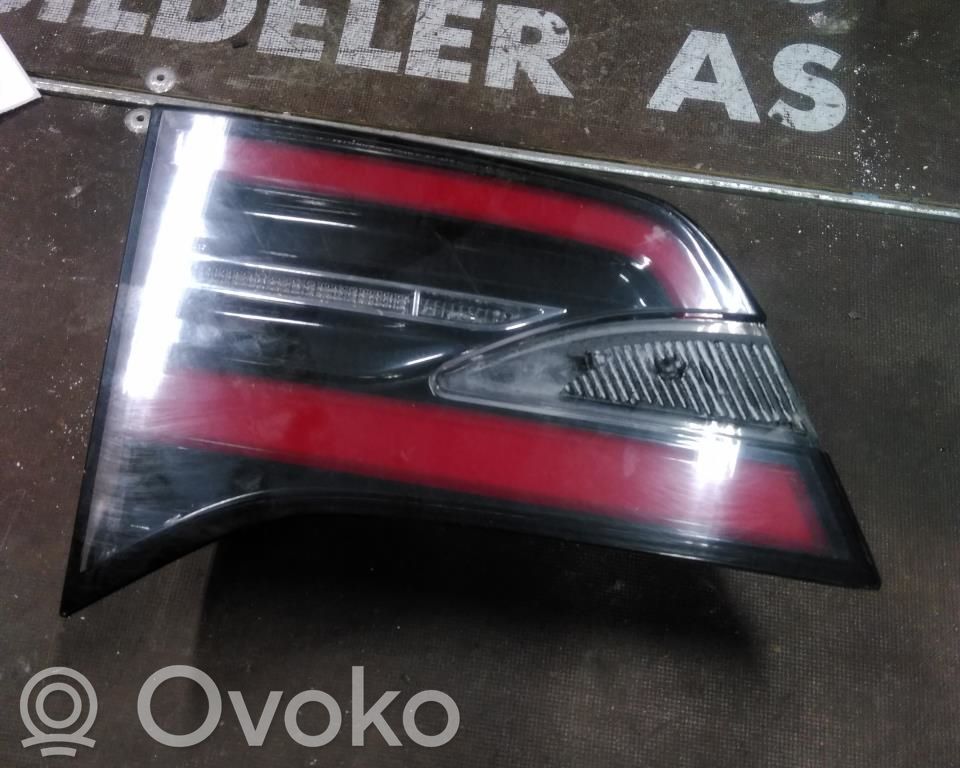 Tesla Model X Takavalot 