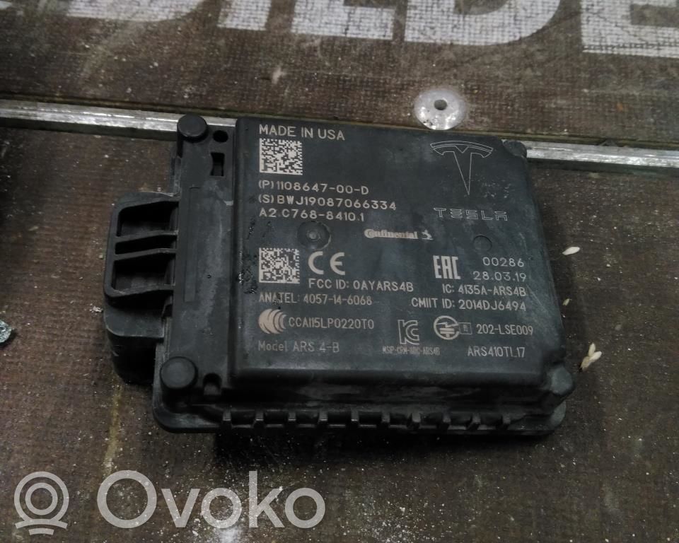 Tesla Model 3 Sensore radar Distronic