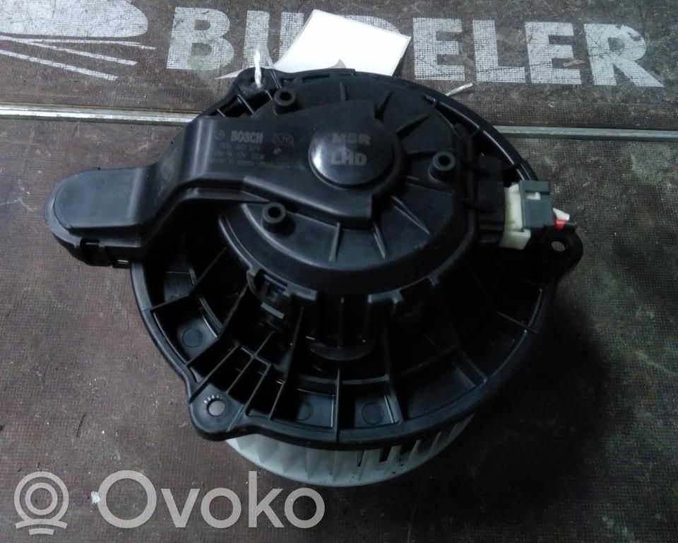 Tesla Model S Mazā radiatora ventilators 