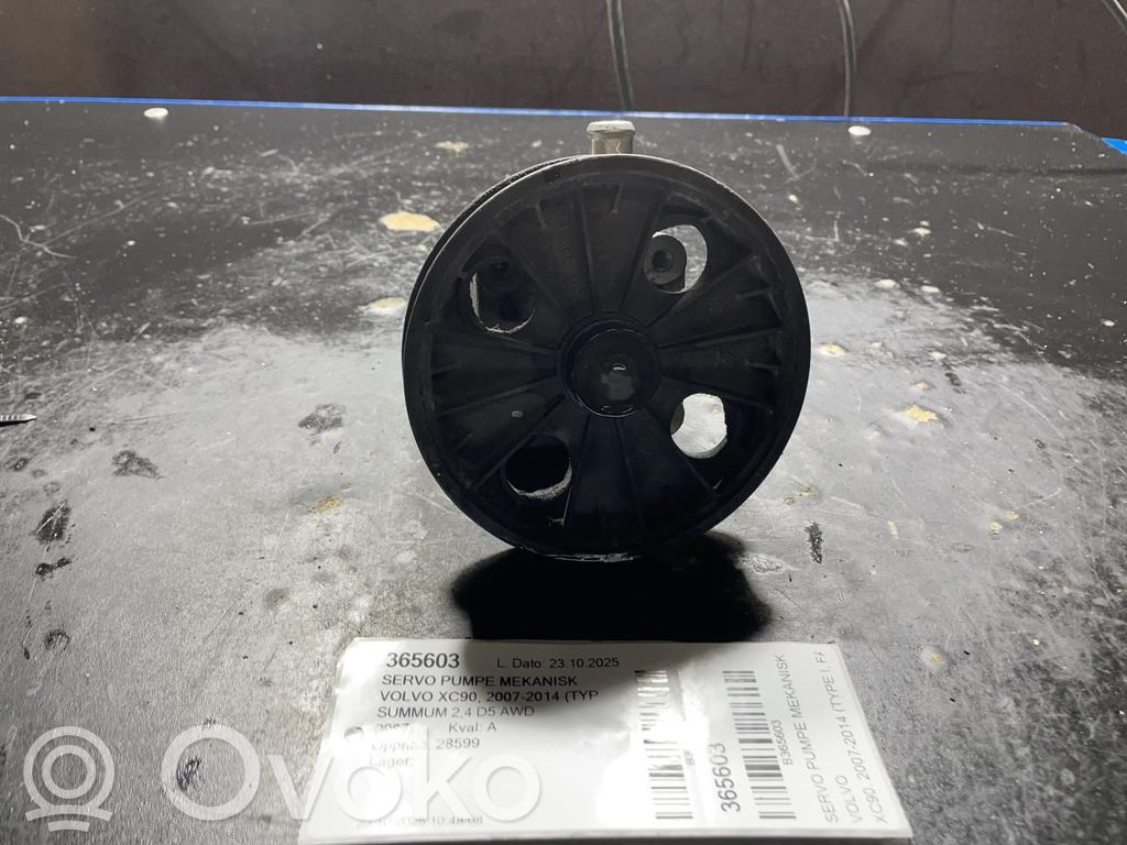 Volvo XC90 Power steering pump 