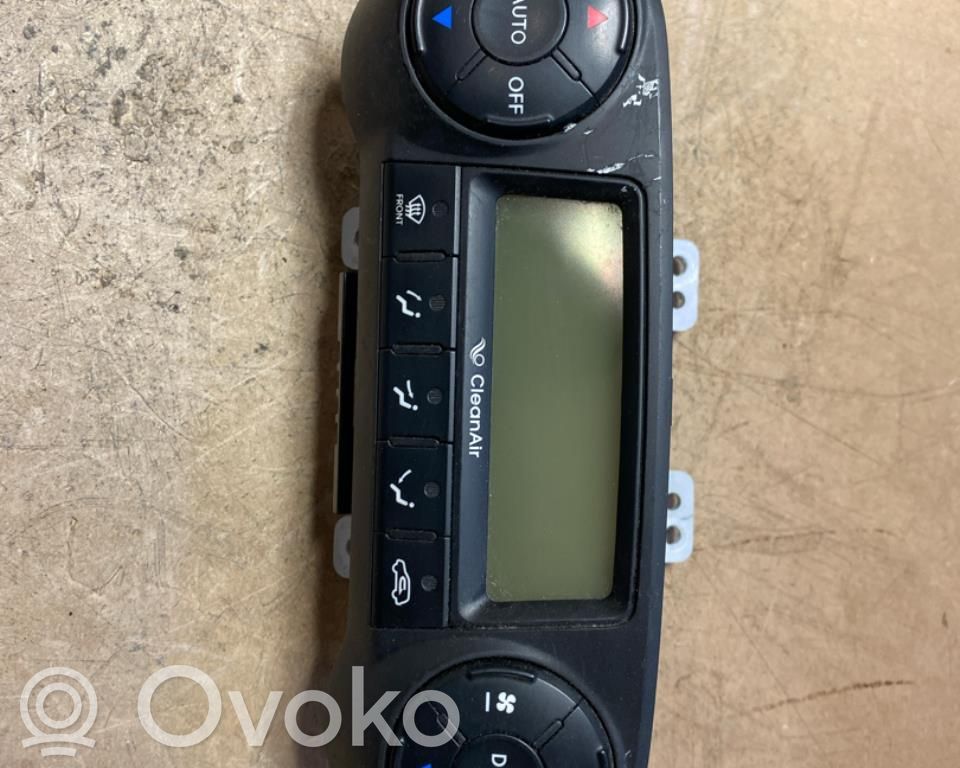 Hyundai ix35 Console centrale, commande chauffage/clim 