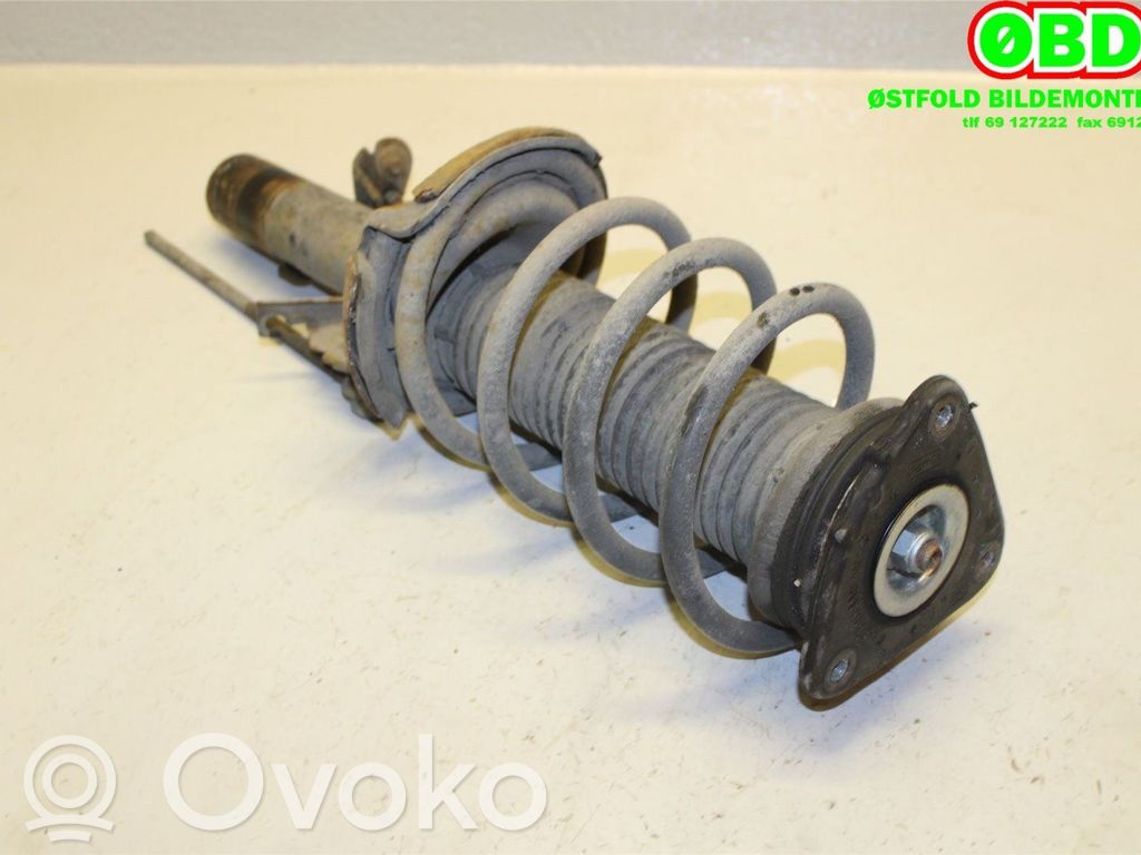 Ford Focus Priekinis amortizatorius su spyruokle 