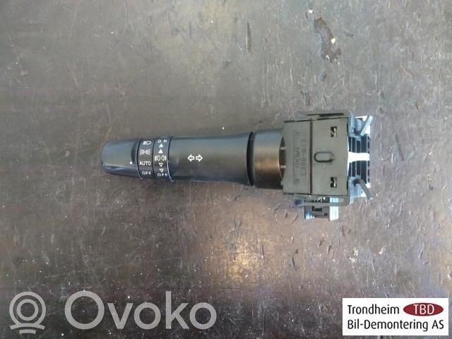Mitsubishi Outlander Otros interruptores/perillas/selectores 