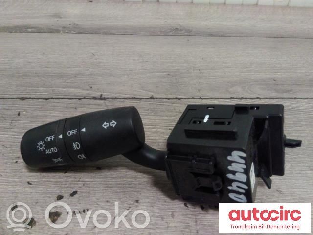 Mazda CX-5 Autres commutateurs / boutons / leviers 