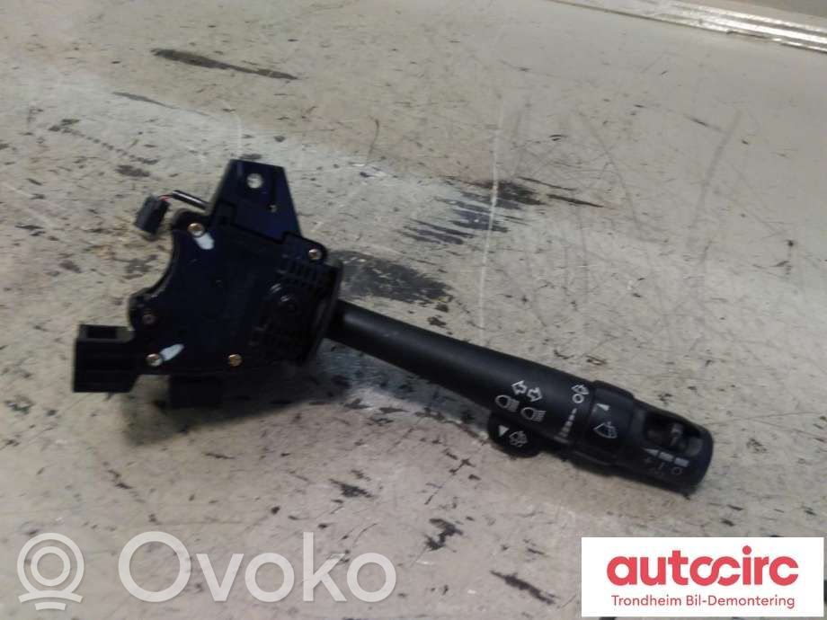Chevrolet Suburban Otros interruptores/perillas/selectores 